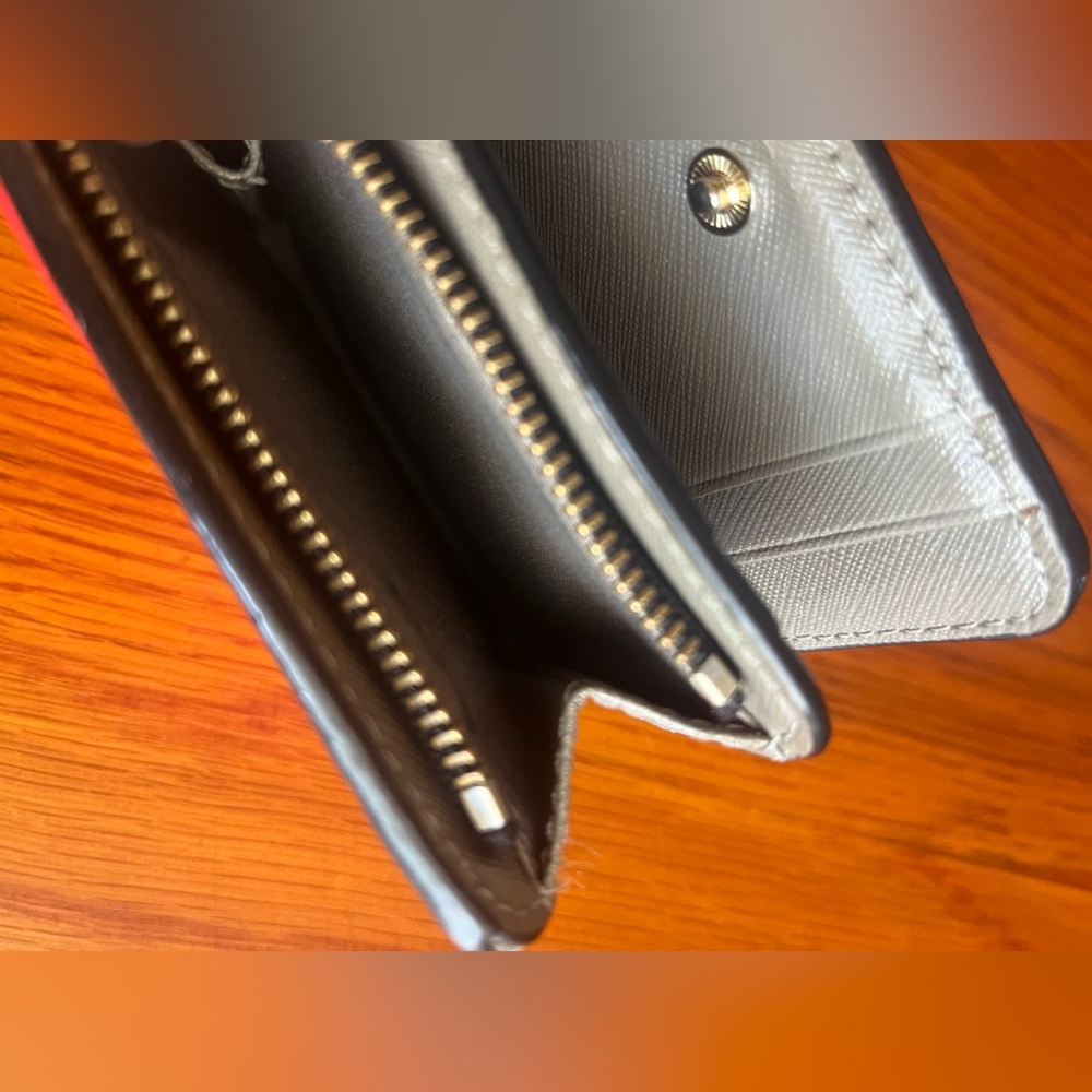 Marc Jacobs wallet - Picture 9 of 9